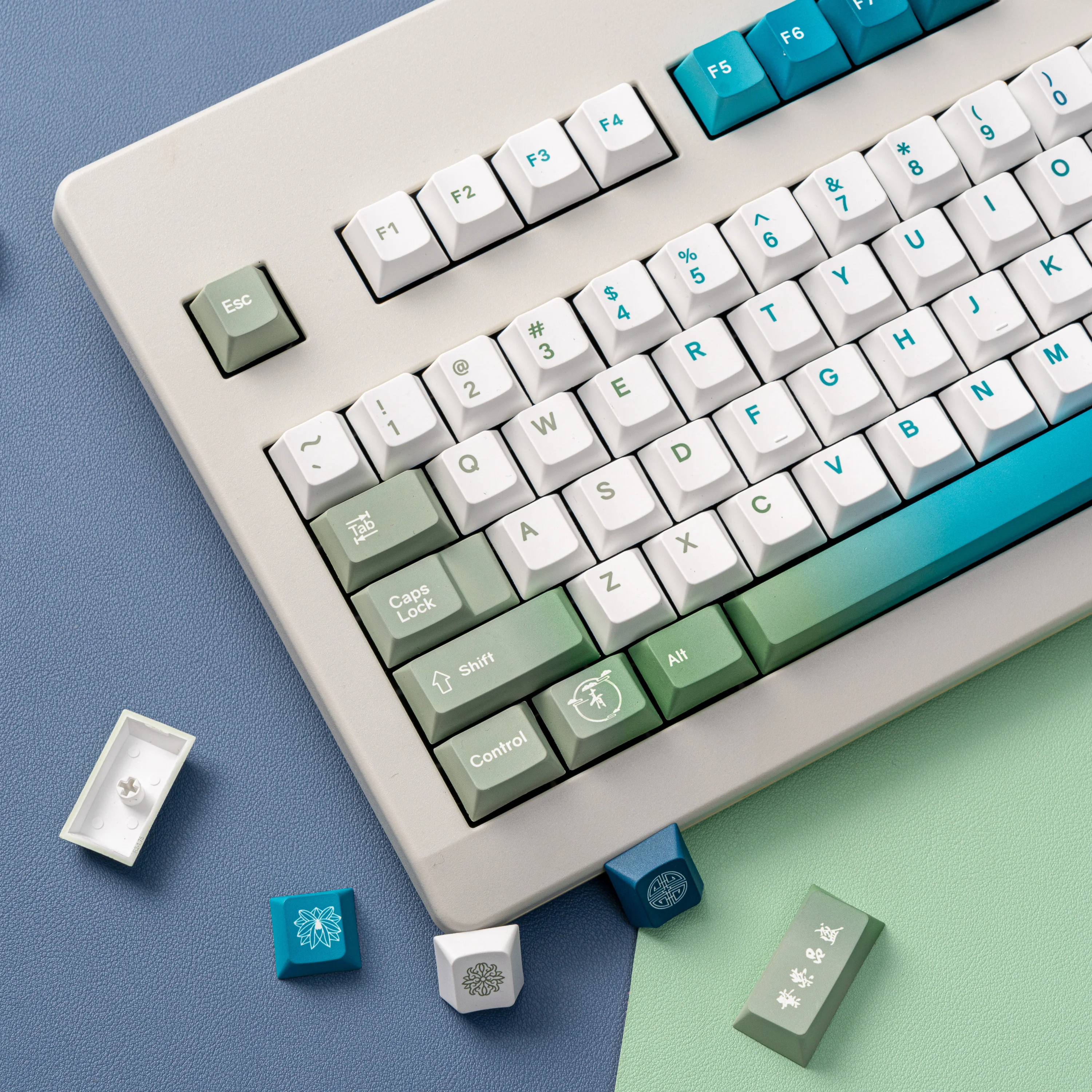 

Only this green PBT sublimation keycap original height opaque adaptation 61/68/84/87/97