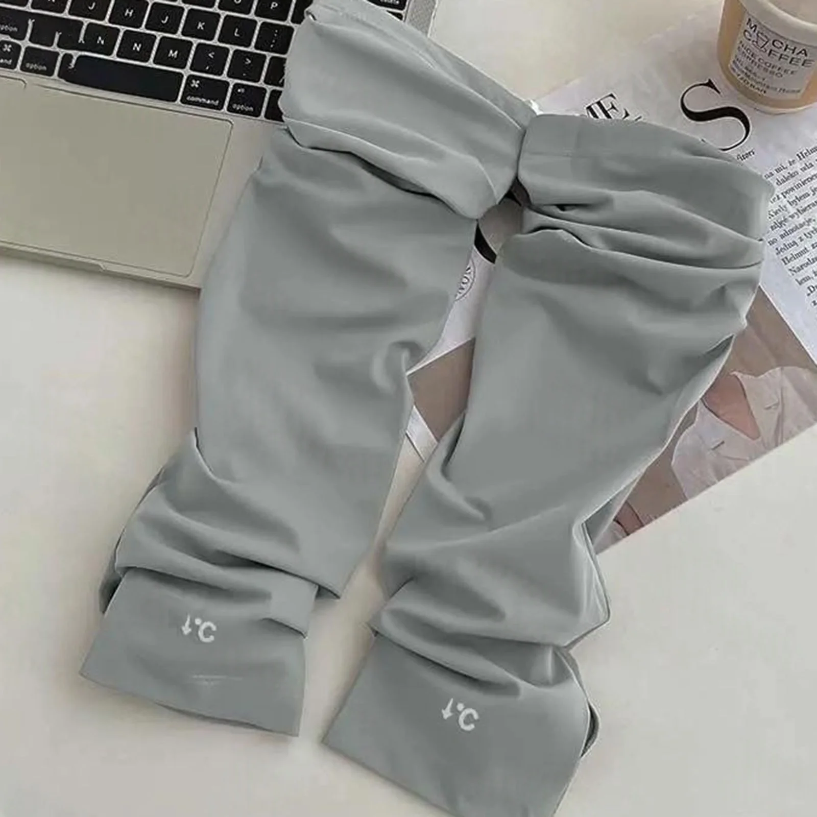 

Unisex Sports Arm Guard Sleeve Breathable Fabric Athletic Sports Sleeves for Women Men Fishing Running