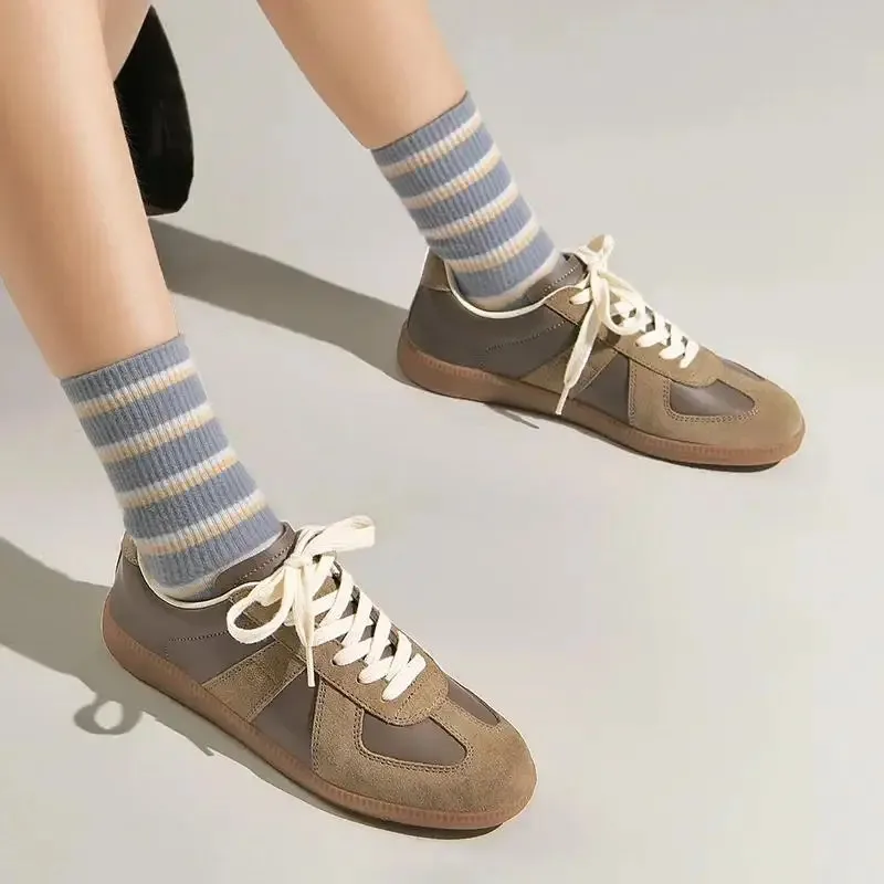 

Comfortable Casual and Trendy 2025 Stylish Sneakers, men woman causal skateboard shoes, outdoor comfortable sports running