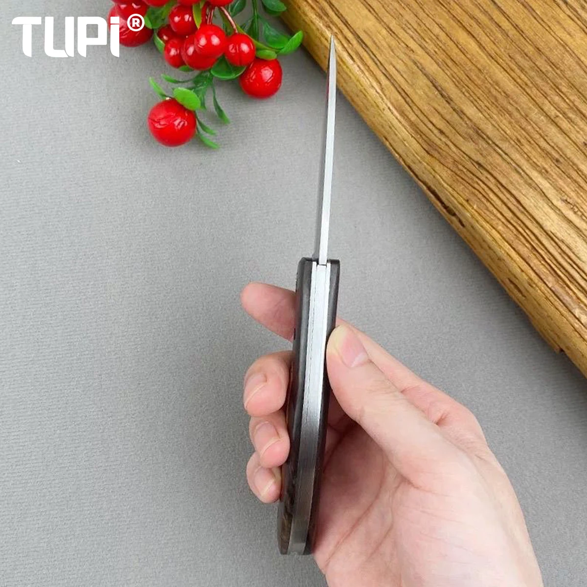 

Little Golden Leopard Folding Fruit Knife, Stainless Steel Kitchen Knife, Portable Fruit Cutter，Multi-purpose pocket knife