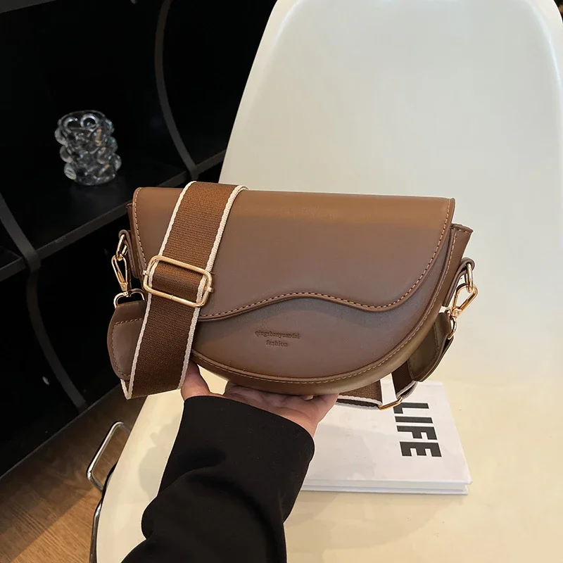 Bolsos pequeños de cuero para axila para mujer, bolso de hombro tipo bandolera con cadena de verano, bolsos Vintage para axila, bolsa para mujer