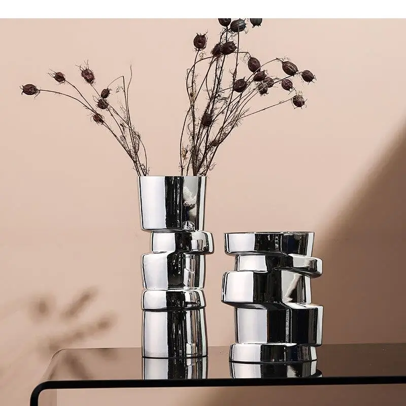 

Creative Silver-plated Glass Vase Desk Decoration Twist Shape Floral Vases Hydroponics Flower Pots Decorative Flower Arrangement