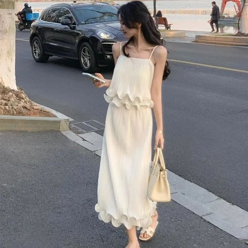 

Gagaok French Style Elegant Two Piece Set 2025 Summer New Camisole Vest Simple Solid Lace Gentle Skirts Conjuntos De Falda