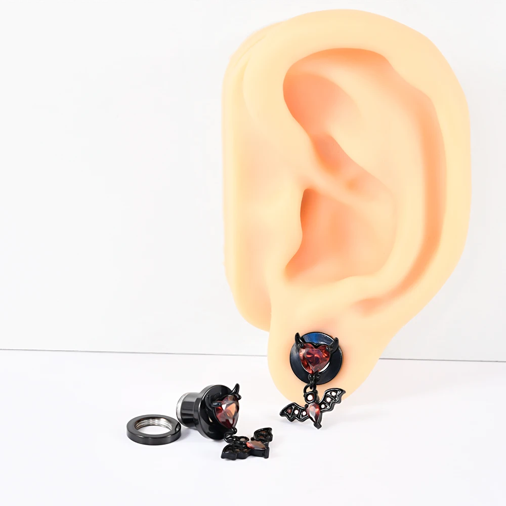 1PC Stainless Steel Round Ear Expanders Gauges Red  Zircon Demon Bat Ear Plugs Tunnels Body Piercing Jewelry 8-16mm