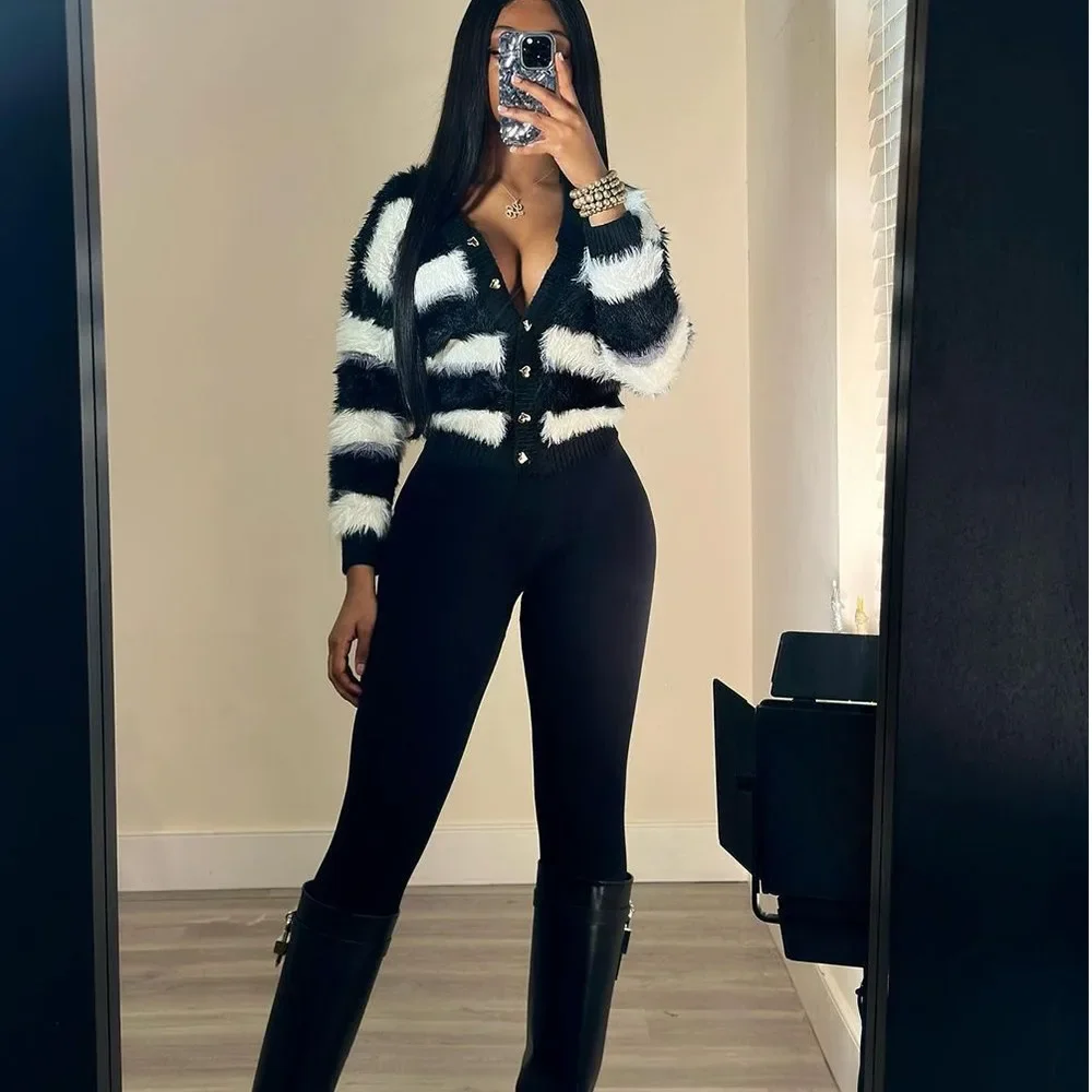 Women's New Winter Fashion Black and White Striped Single-breasted Cardigan Knitwear Spice Girl Long Sleeve Slim-fit Sweater