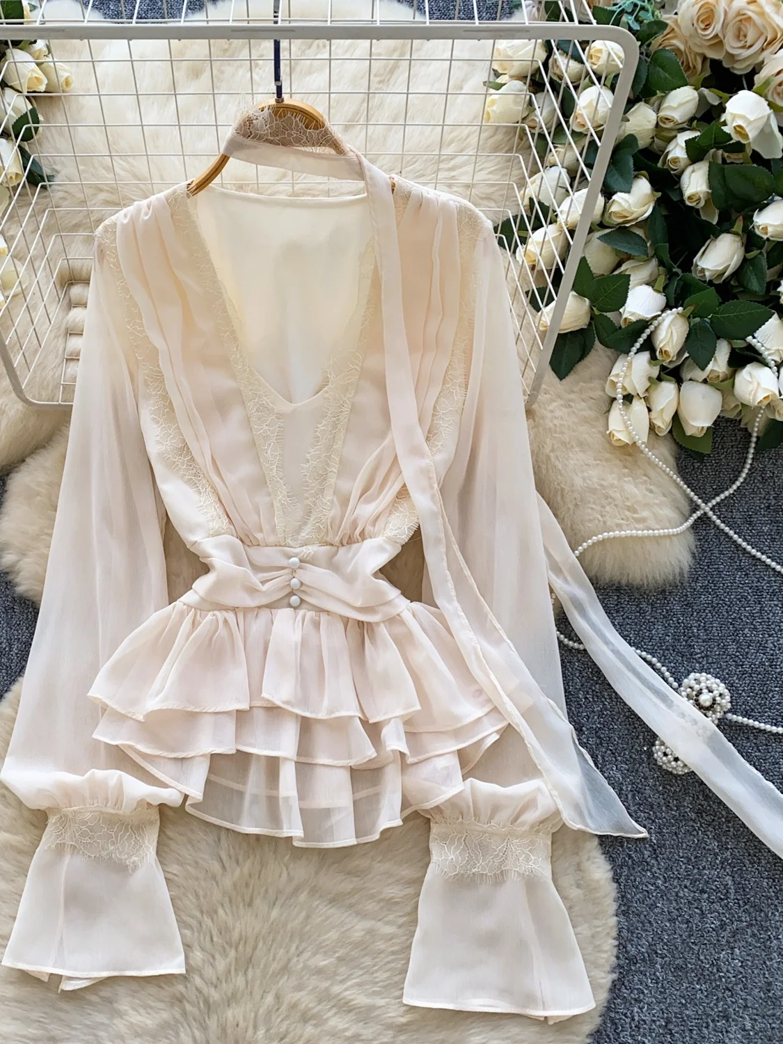 French Sle Loose Fit V-Ne Lace Trim Bluse Damen Herbst Long Sve Chiffon Irt Ne Hanging Bell Bot Eath Top