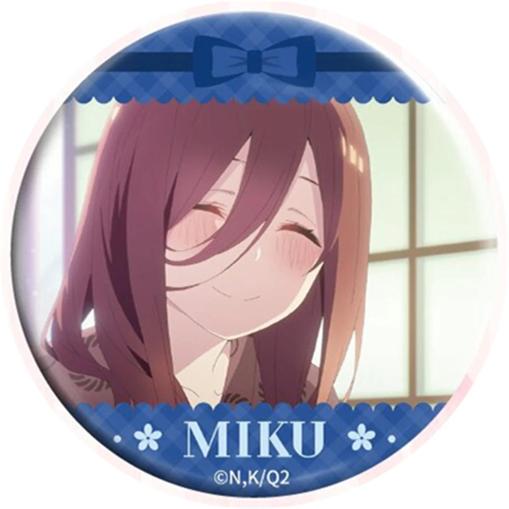 58mm Anime La Quintessenza Quintuplets 5toubun no hanayome COSTUME Cosplay Distintivo Pin SPTE Spilla in banda stagnata ﻿   Prop Natale Gilf