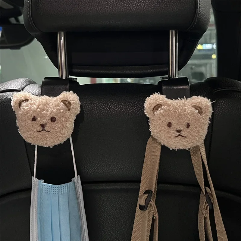 Pluszowy tylny hak dla misia 2PCS Uchwyt na telefon Hak na tylny fotel samochodowy Wiszący schowek Auto Clip Organizer Leniwy stojak na zagłówek tylnego siedzenia