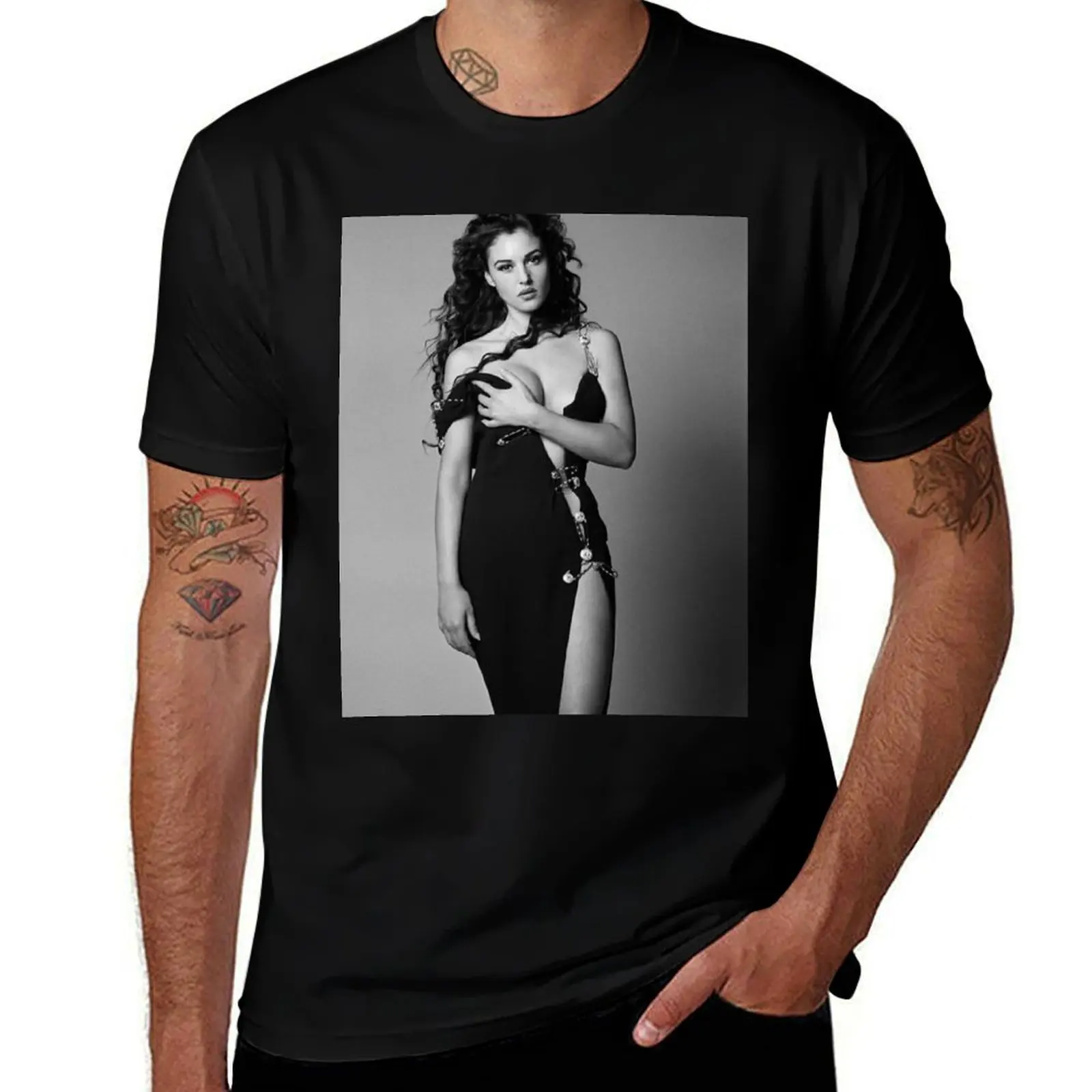 Monica Bellucci T-Shirt Long Lasting Casual T-Shirt