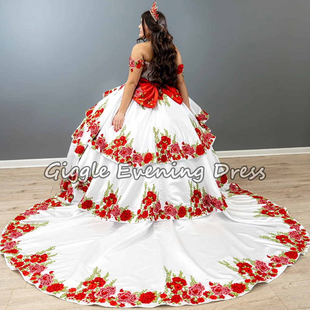 فستان Giggle فاخر مطرز بالزهور الحمراء Quinceanera فستان حفلة من الساتان الأبيض عاري الكتفين حلو 15 فستان عيد ميلاد مخصص #3