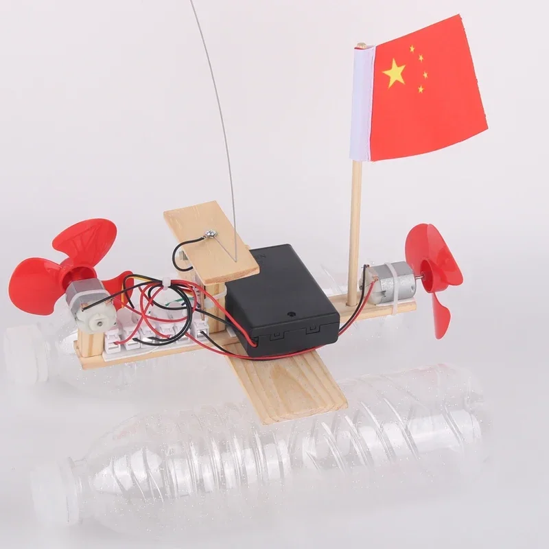 Nouveau modèle d'éolienne assemblé bateau en bois bateau télécommandé bricolage Science jouets éducatifs cadeau modèle créatif