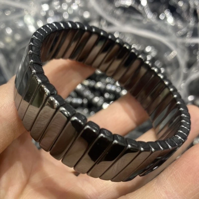 

The New Terahertz Fashion Trend High-end Atmospheric Couple Hand Row