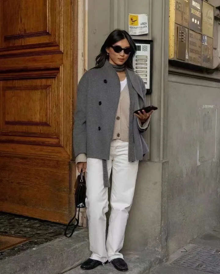 

Women Loose O-neck Long Sleeves Double Breasted Female Coats 2025 Retro Woolen Coats Women's Elegant Faux Fur Jackets