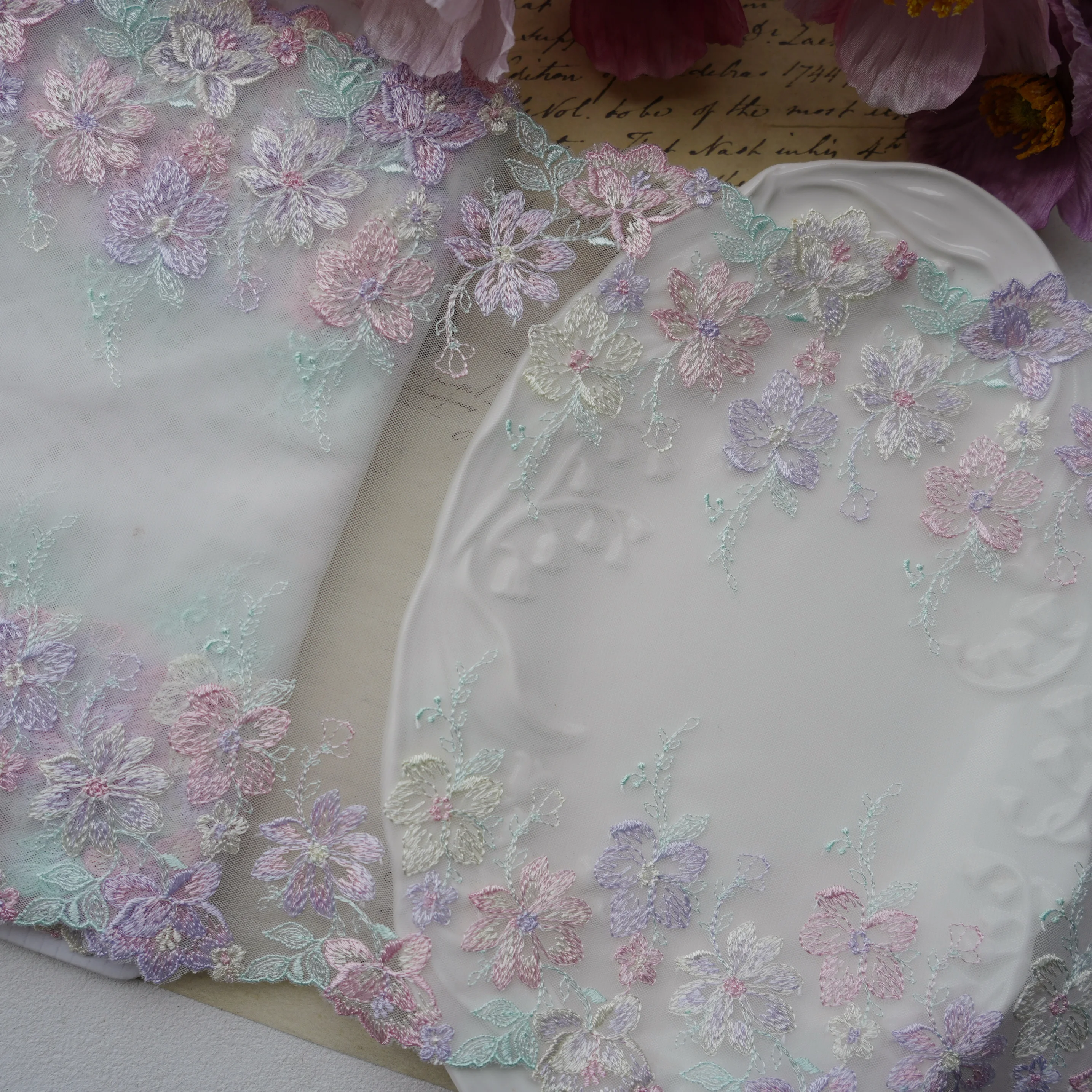 

High-End Embroidered Hair Accory Lace Trim Decorative Fabric for Clothing D49 Other Sle Other Material