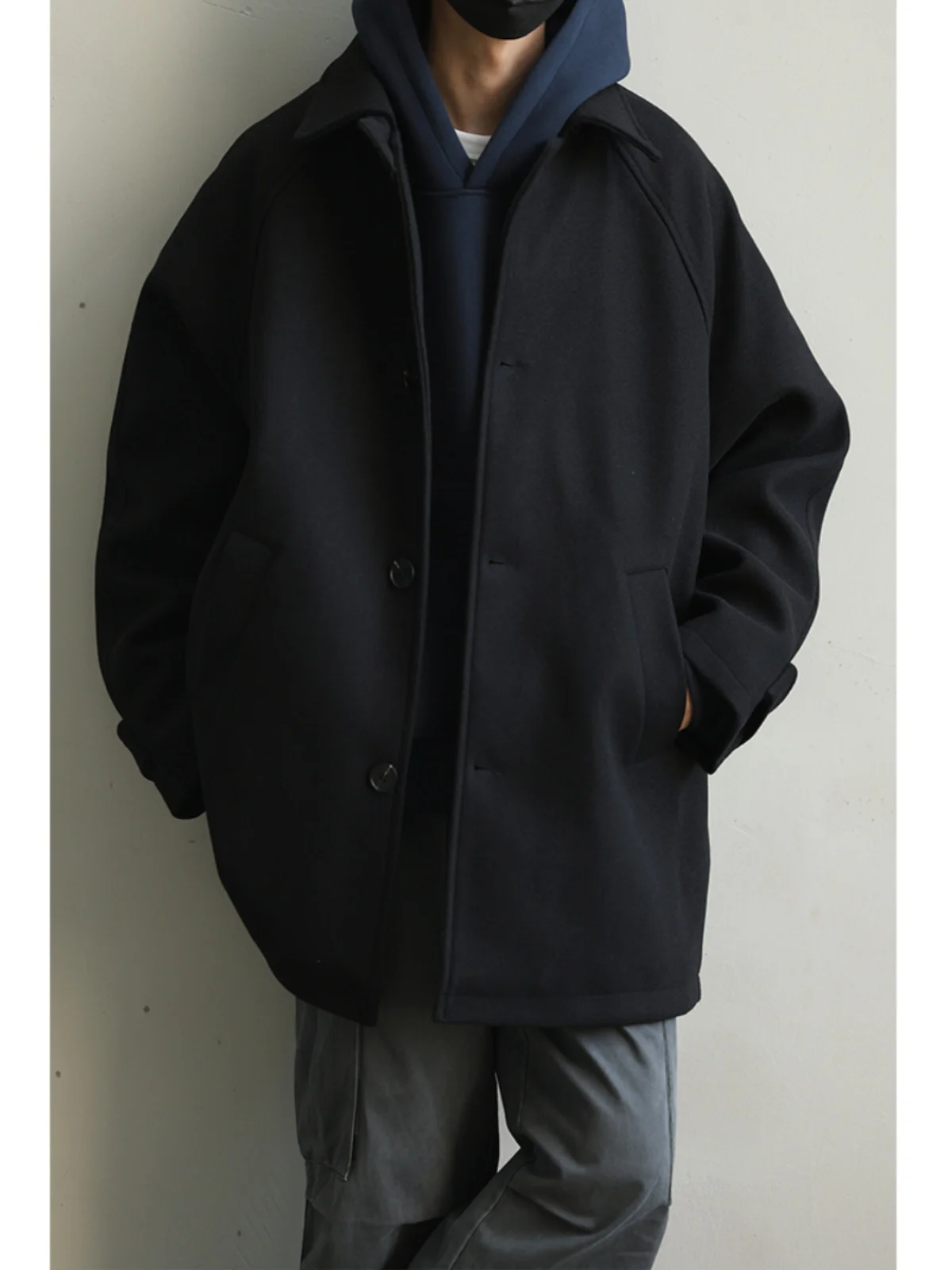 

Новая утепленная шерстяная куртка-пальто средней длины с воротником, зимняя верхняя одежда для мужчин и женщин, модный повседневный стиль, однотонная, коллекция 2025 года