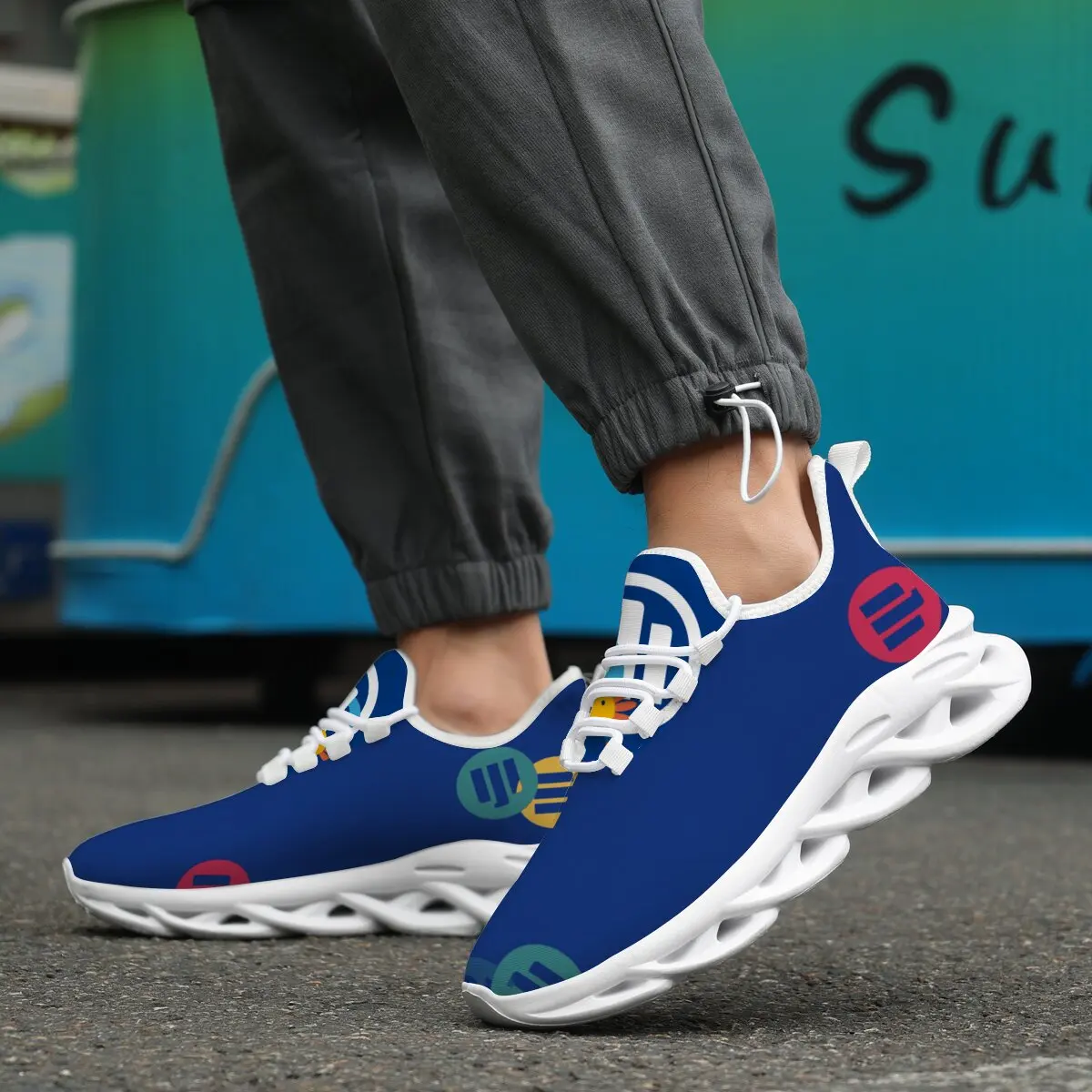 

2025 Halloween Edition Lightweight Anti-Slip Slip-On Comfortable Sports Shoes for Gym Men's Training Walking Wear-Resistant