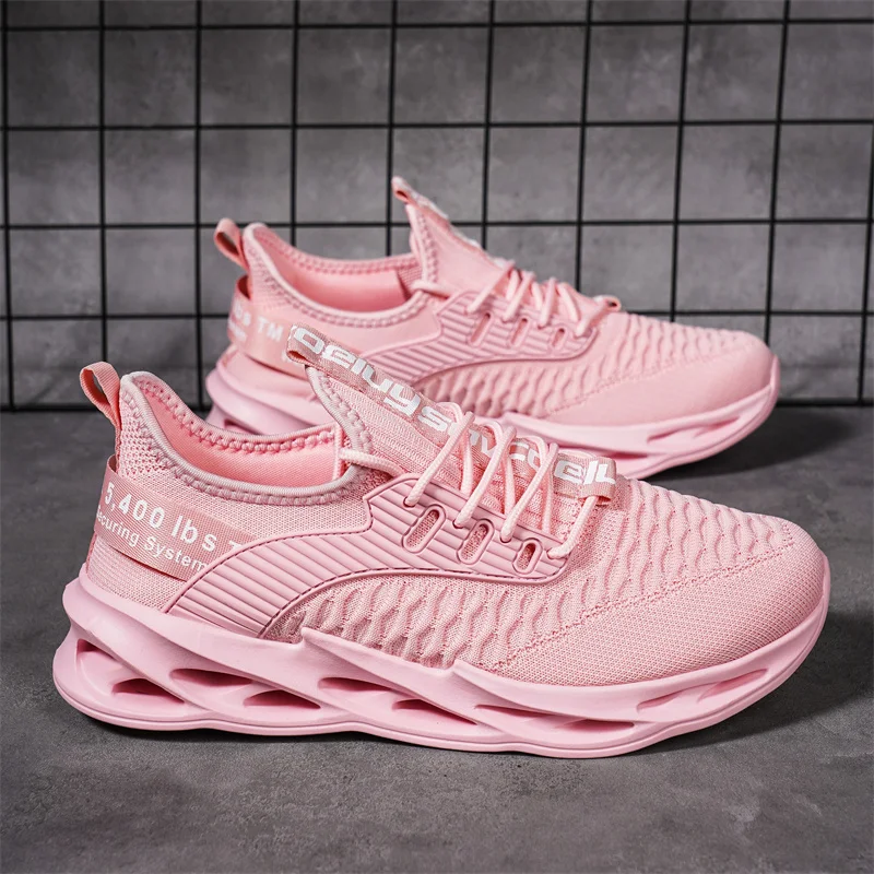 Hot Sale Summer Pink Casual Sneakers Women Men Blade Shoes Big Size 46 Light Breathable Running Shoes Men Mesh Sports Sneakers