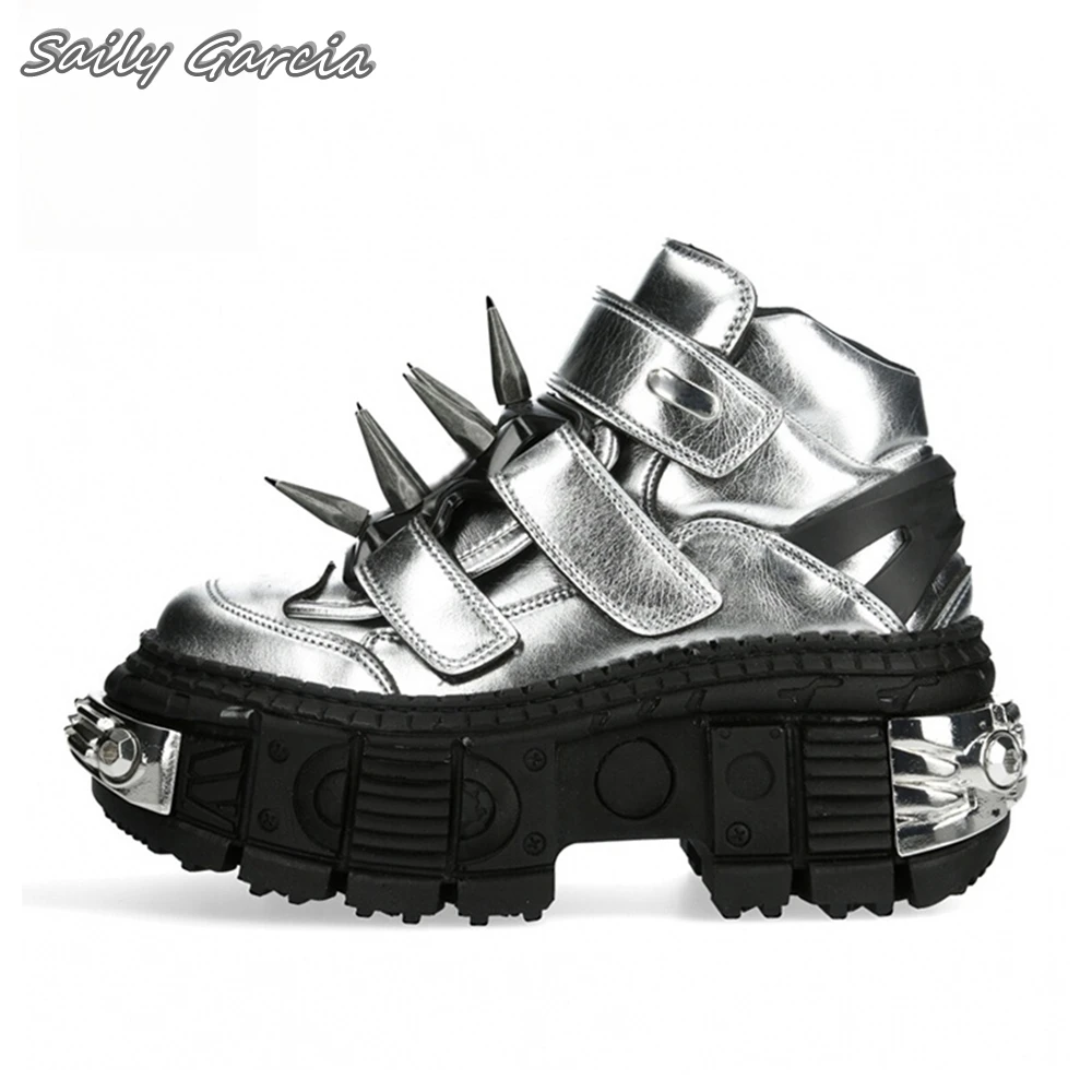 Laser Silver Rock Punk metalowy nit buty motocyklowe z podeszwą 2024 nowe buty do modne dziewczęce kostek platformy z okrągłym czubkiem buty Casual