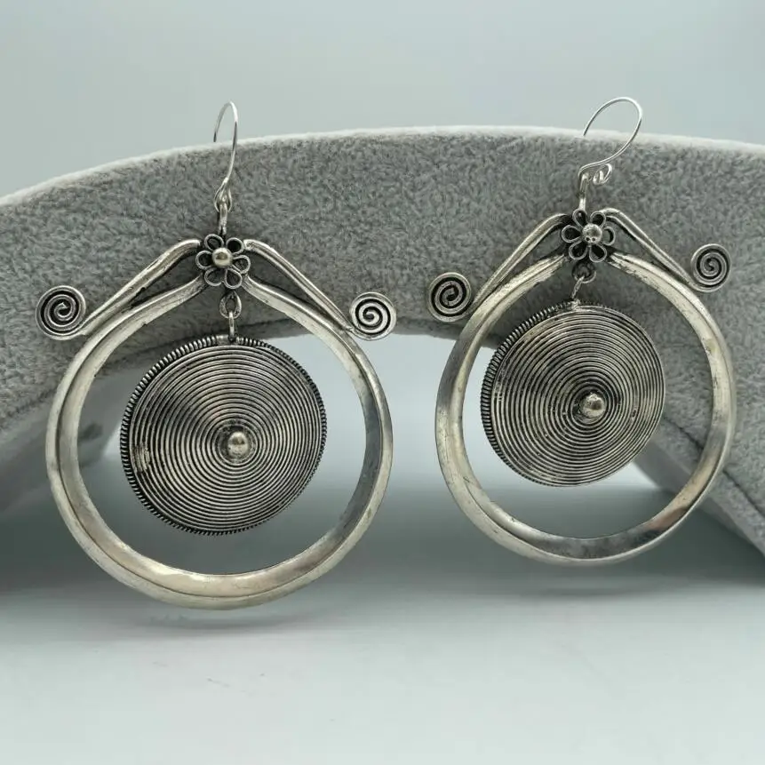 

charming china Miao silver carving luck earrings