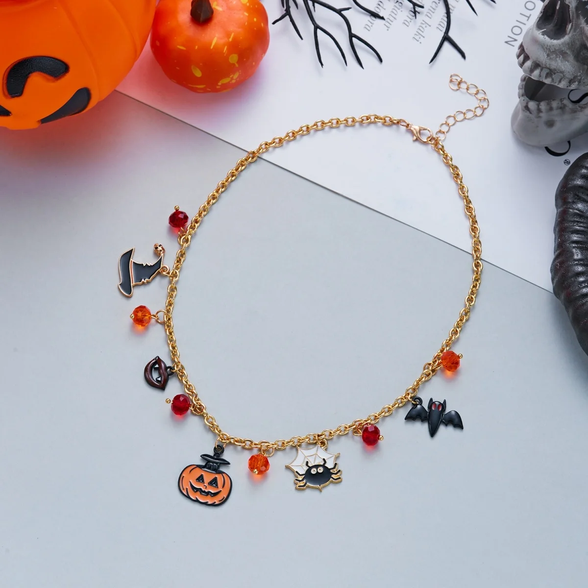Gotische Cosplay-Halskette mit einzigartigen roten Kristallperlen und Quasten für Damen, Halloween-Fledermaus-Totenkopf-Kürbis-Choker, Punk-Party-Schmuck – Detail 29