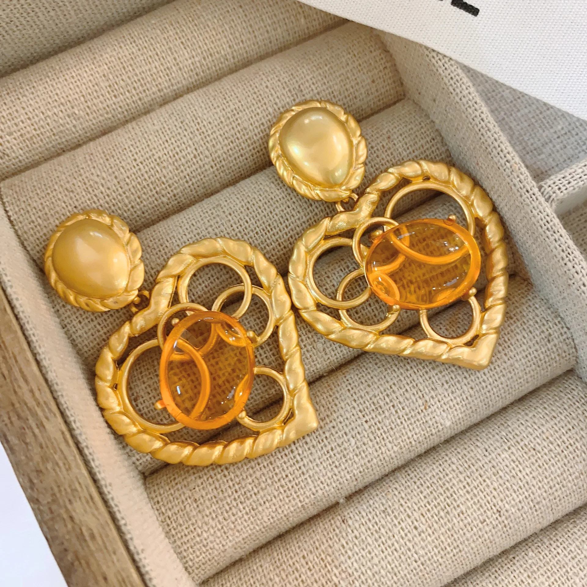 Brass Retro Big Heart Earrings Women Jewelry Punk Party T Show Gown Runway Korean Japan INS