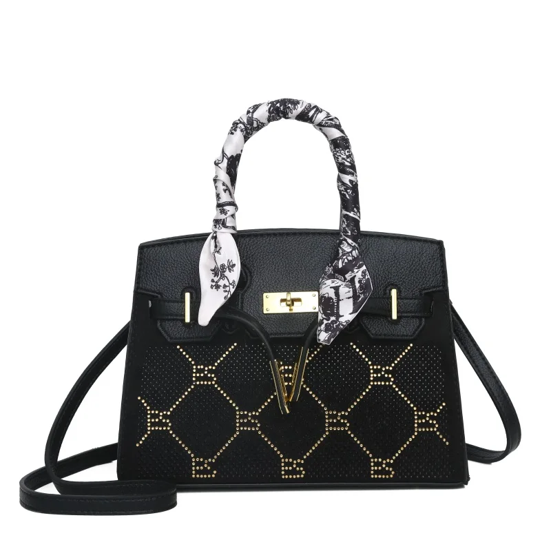 

Elegant Designer Diaper Bag For Women Luxury Leather Crossbody Handbag Minimalist Vintage Stylish Shopper