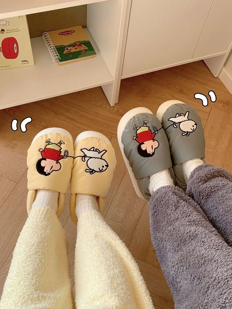 Pantoufles en coton de la série Shin-Chan Anime Crayon, chaussures de couple mignonnes, chaussures de maison confortables à l'offre elles souples, chaussures chaudes, automne, hiver