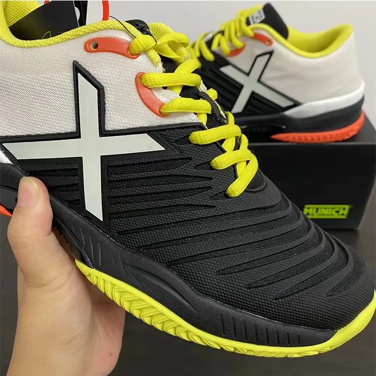 New Hot Sale Breathable Professional Table Tennis Traditional Match Shoes Comfortable Wearable Table Tennis Shoes Very Good