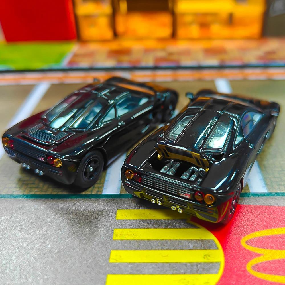 รถโมเดลไดแคสต์ Xcartoys x POP RACE 1:64 F1 สีดำเจ็ท จำนวน 2 คัน (ไม่มีกล่อง)