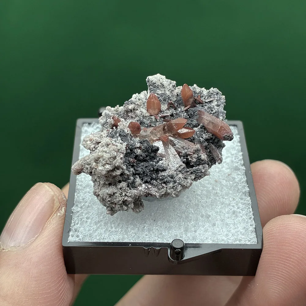 A2-1A أحجار التوباز الطبيعية والبلورات عينة تعليمية معدنية الحلي ديكور المنزل صندوق الحجم: 35*35*35 ملم #4