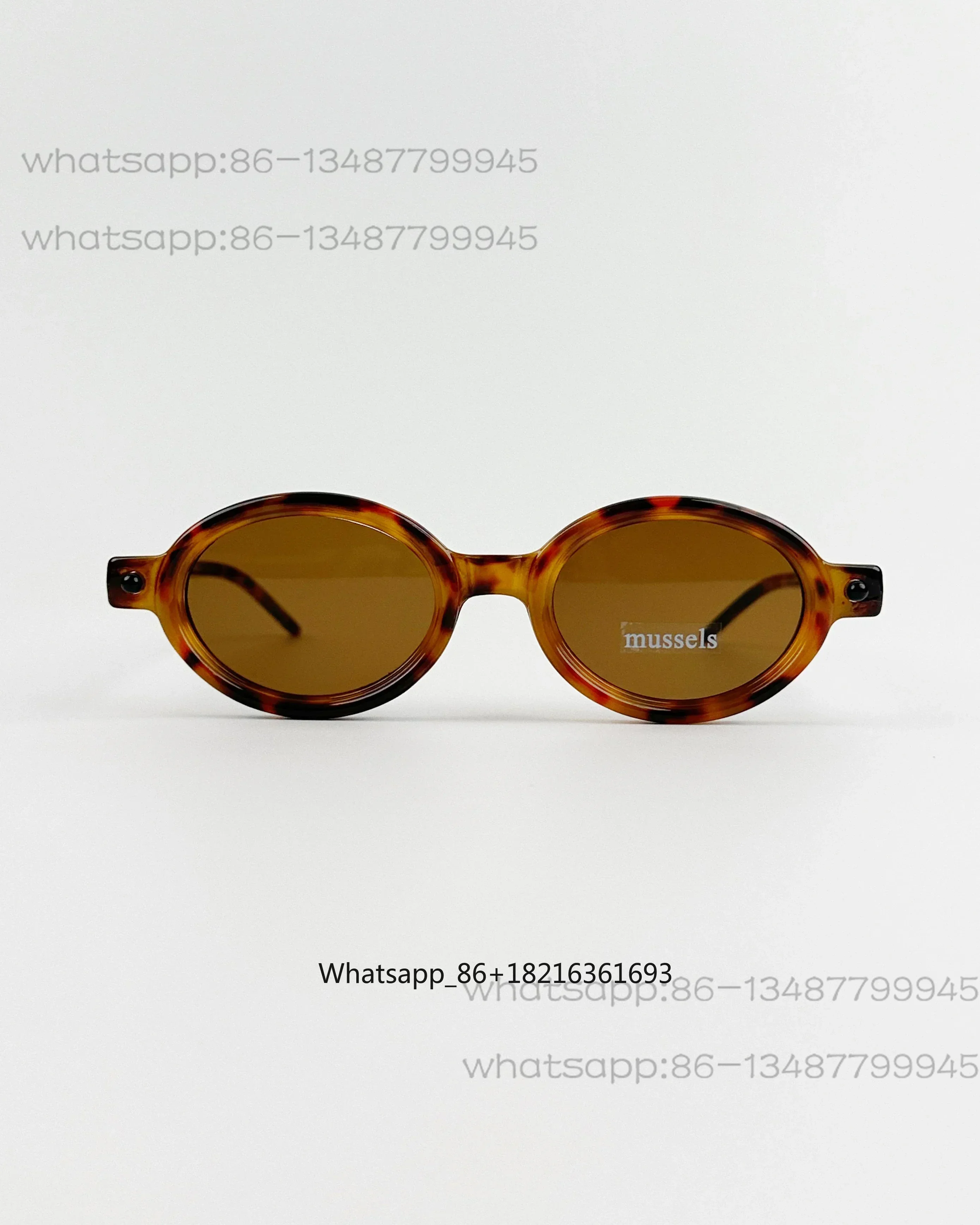 Retro small frame oval sunglasses with UV protection, fashionable street photo concave shape, Instagram popular runway show