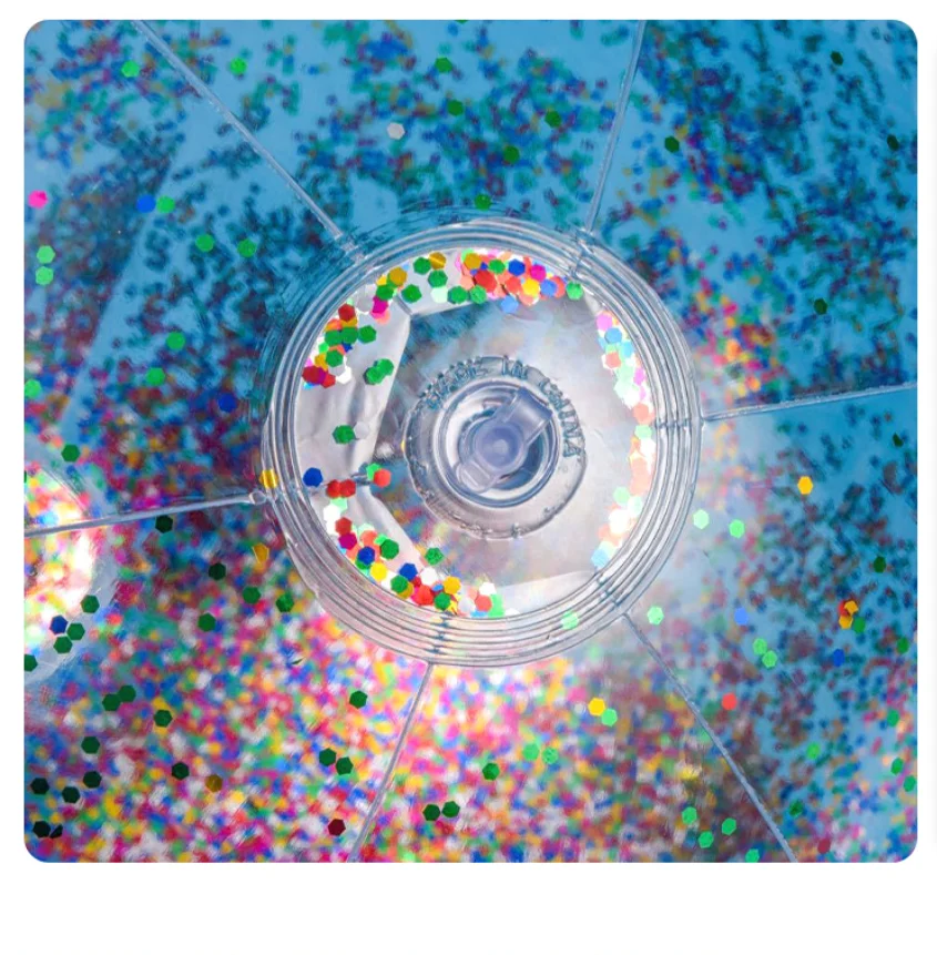 Nieuwe PVC transparante opblaasbare blauwe glitter strandbal, waterspeelspeelgoedbal, prop strandbal