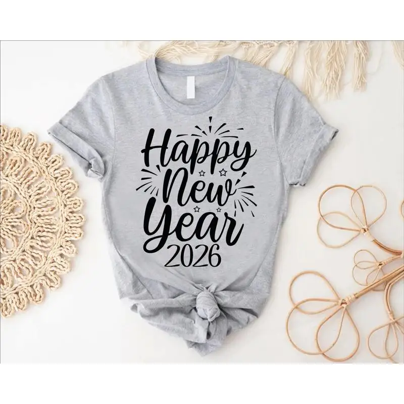 

Футболка «С Новым годом 2026» для ее первого дня Последнего 2025 года «Hello Party Years Eve»