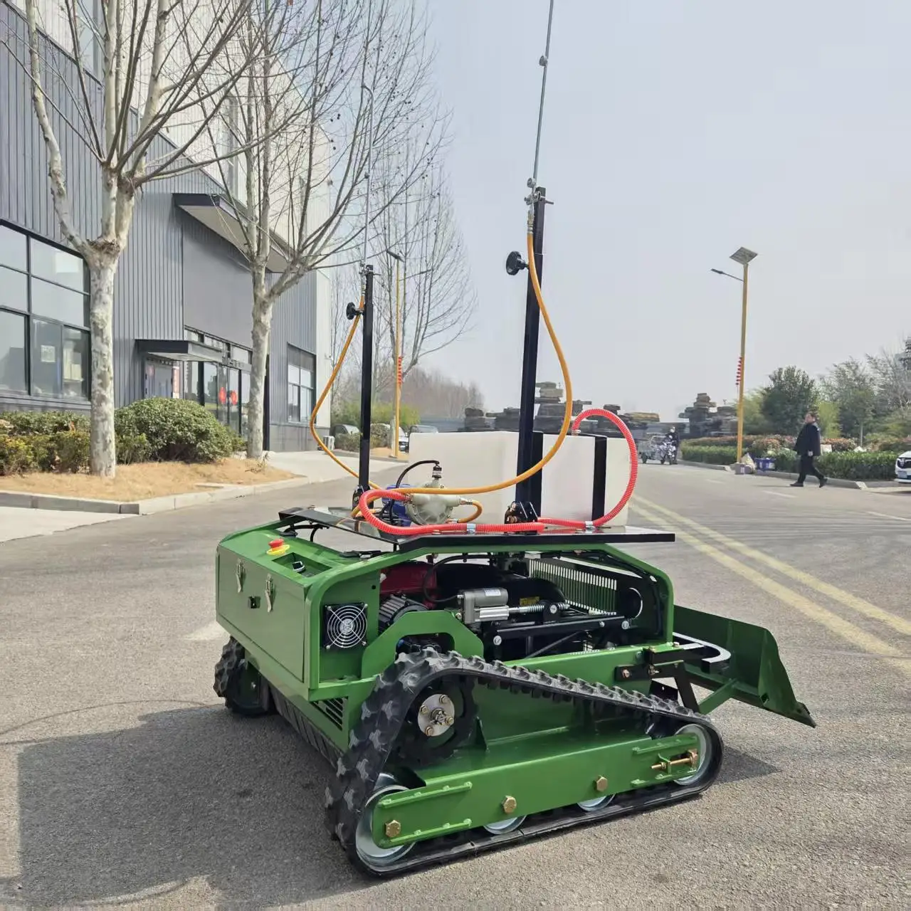 

Automatic 800mm High EfficiencyLawn Mower with Remote Control for Slope Gardens Easy Home Customized Machine