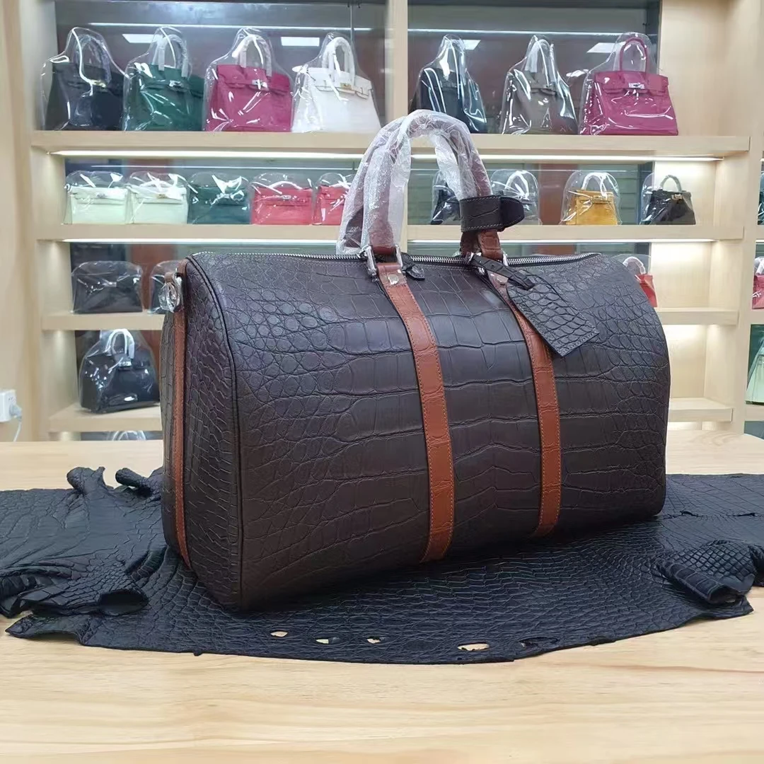 Borsa da viaggio in vera pelle di coccodrillo marrone di lusso 2025 Design di grandi dimensioni in pelle di pancia Borsa da esterno di alta qualità al 100% in vero alligatore