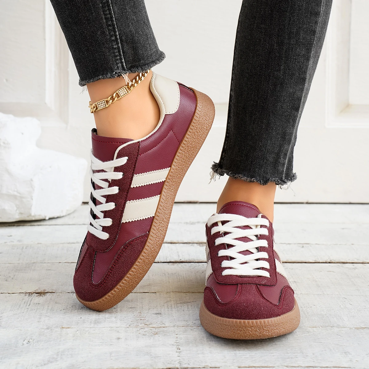 نسخة جلدية ناعمة ريترو جولة رئيس زوجين أحذية مريحة ربيع جديد نمط تنوعا تنفس أحذية رياضية خفيفة الوزن