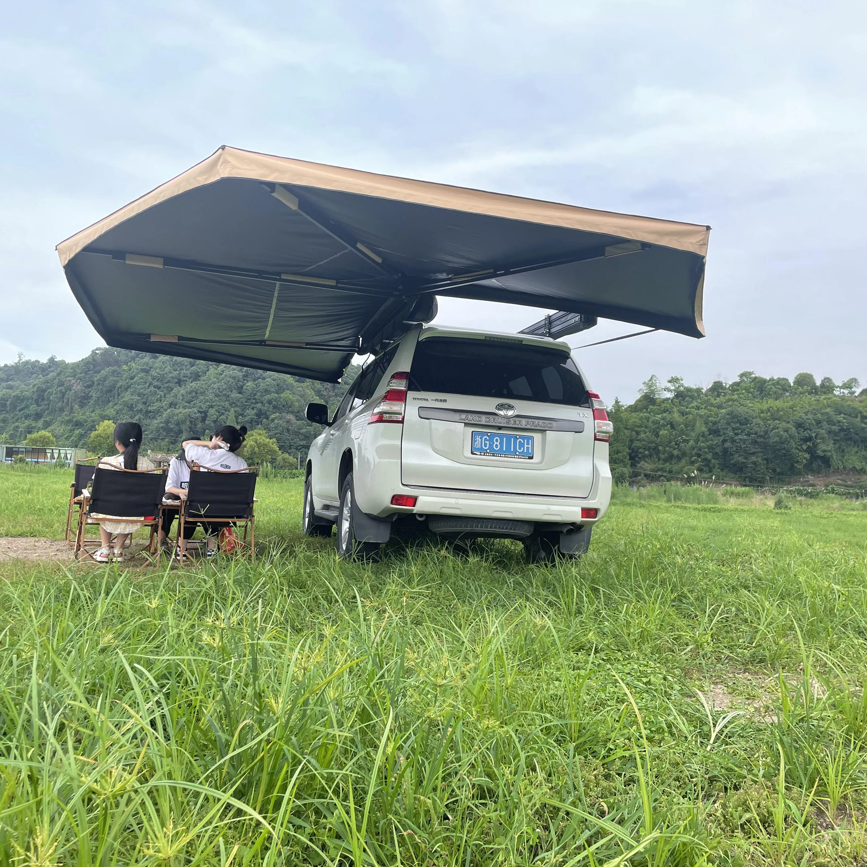 

360 Degree Car Awning 2.5M,2.5m Beige Top and Black Bottom with Black Aluminum Poles and LED Lighting