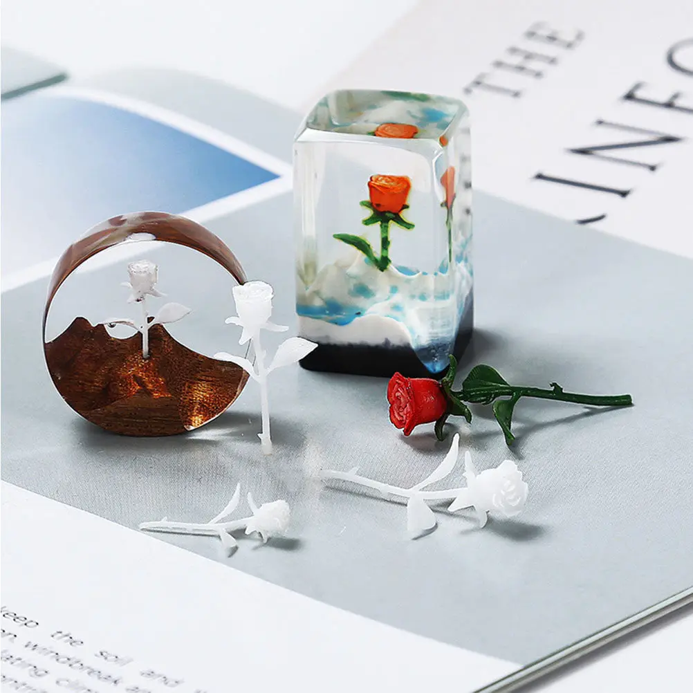 4Pcs Crystal Epoxy Mini Rose DIY Creative Handmade 3D Rose Craft Decoration 20mm 25mm Suitable for Home Store Microlandscape