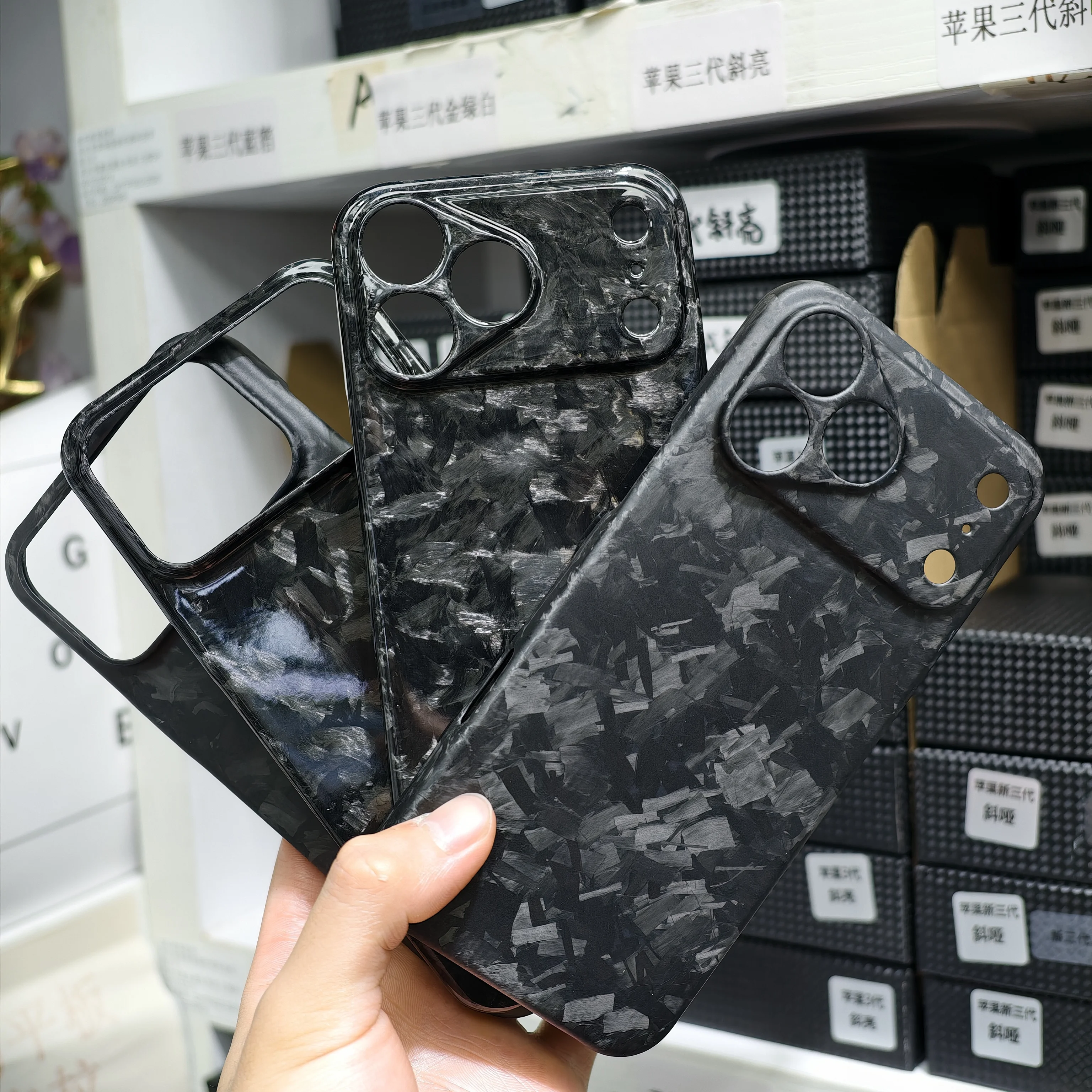 

KEVFORM Real Forged Black Carbon Fiber Case for iPhone 17Pro Max Ultra Thin Protective 17 Pro 17 Promax Luxury light phone cases