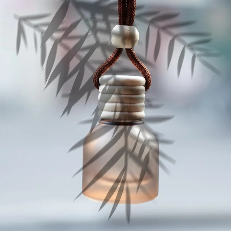 Ornamento diffusore pendente per aromaterapia da appendere per auto, bottiglia di deodorante per ambienti in vetro ecologico da 6/11 ml