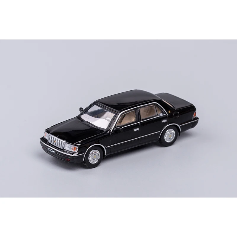 GCD 1/64 Toyota Crown Vintage Cars Vehicle Diecast Car Collection Toy Station Vehicle with Display Box