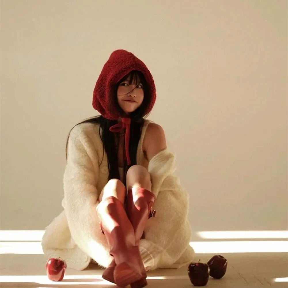 شخصية رقيق السنة الجديدة قبعة حمراء بلون مكافحة البرد الشتاء أفخم قبعة قبعة دفئا سدادات حماية الأذن قبعة الهدايا