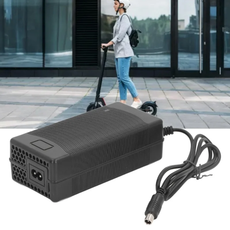 

Зарядное устройство 42В 3А для электросамоката Xiaomi M365 с авиационным разъемом DC, быстрая и эффективная зарядка