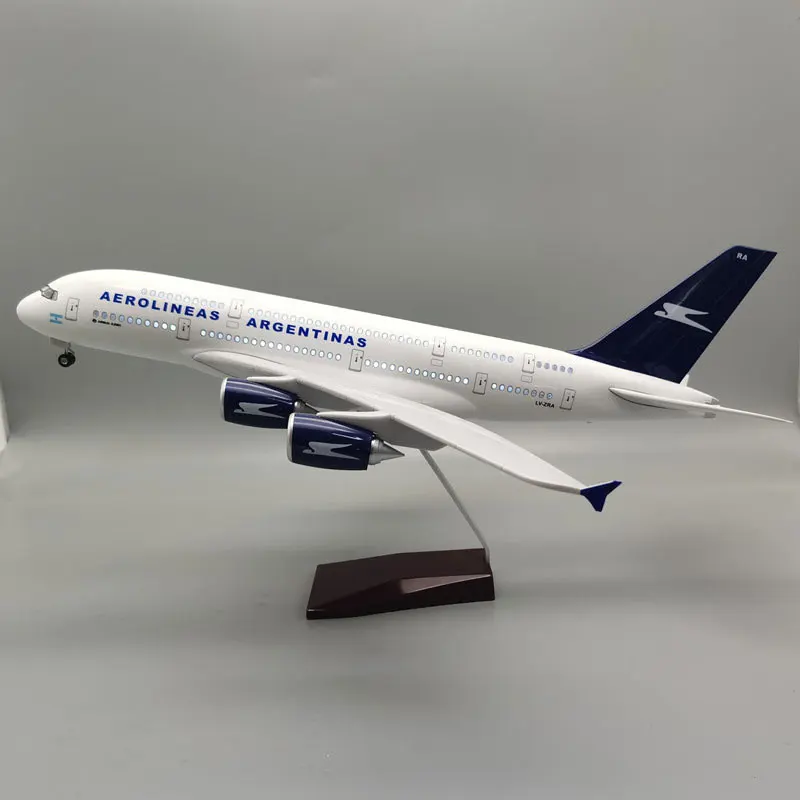47CM Scale Diecast Resin Aircraft 380 Argentina Airlines Plane A380 Model Decoration Room Gift Collection with Light and Wheel
