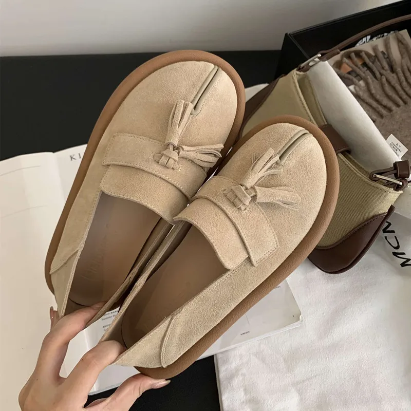 Women's flat shoes comfortable single shoes with fringe one step round toe shallow mouth vintage grinding leather women's shoes