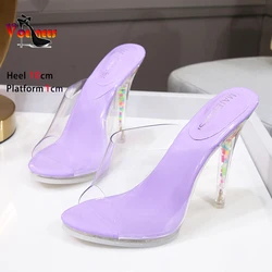 Pantofole da donna da 10CM 2024 nuovo PVC trasparente all'aperto tacchi alti sandali da festa estivi a spillo luminosi scarpe di gelatina con tacco sottile