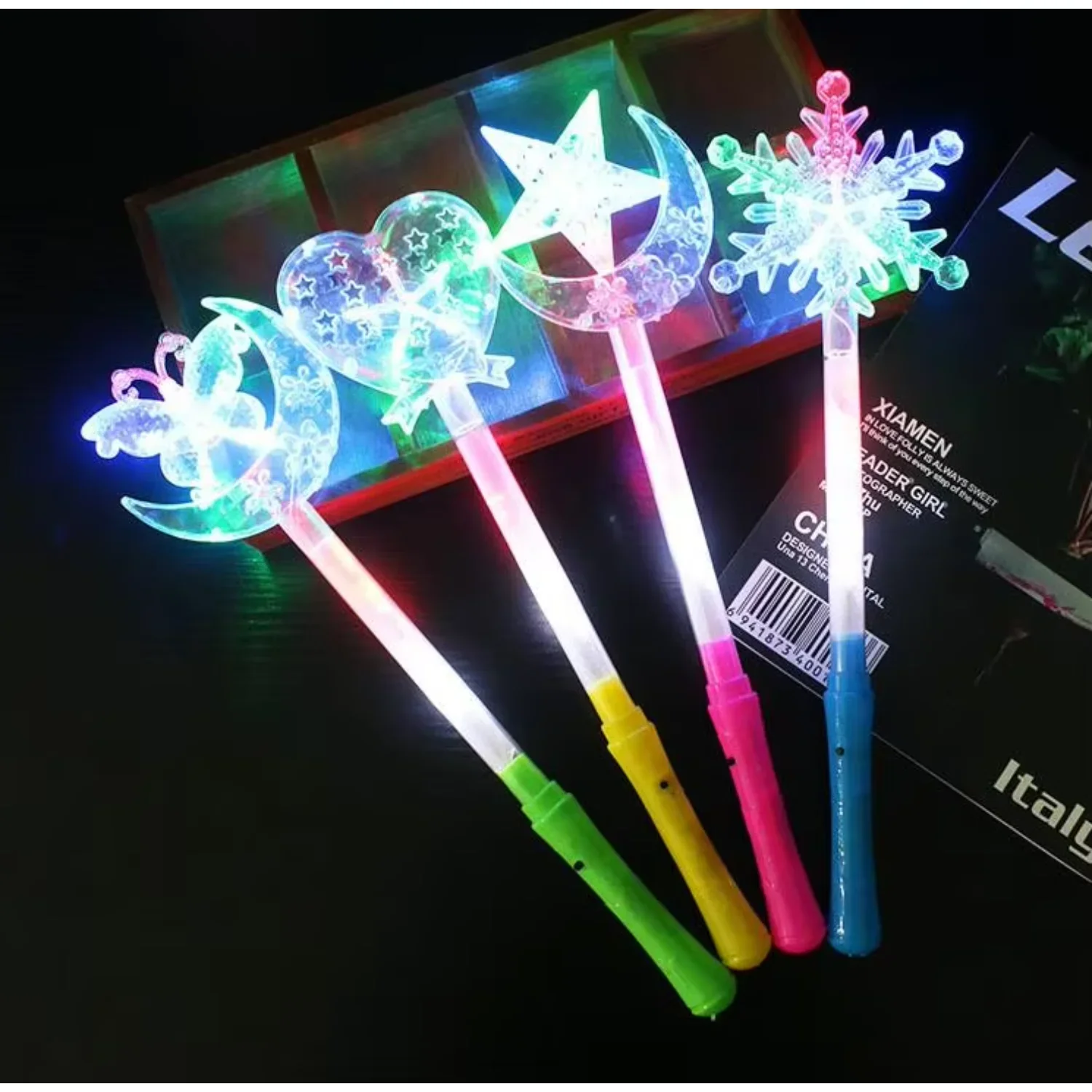 Varitas de copo de nieve con luz LED, palos brillantes, juguetes para niños, disfraz de Navidad y cumpleaños, suministros de decoración de princesa