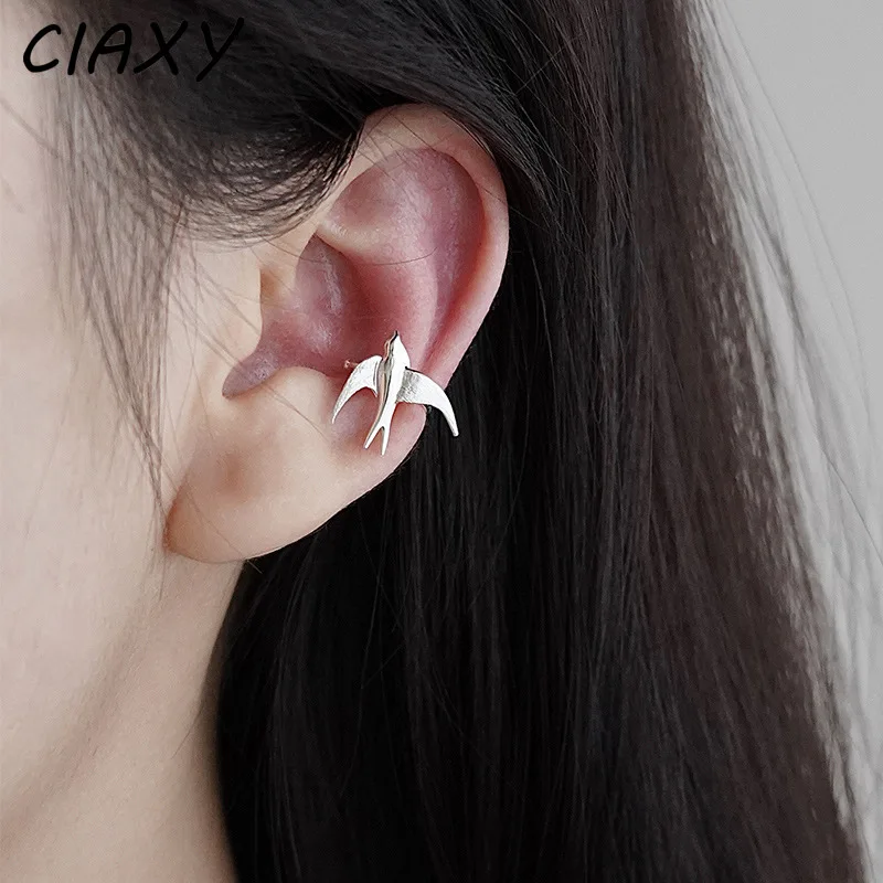 Newly Arrived Swallow Bird Clip on Earrings for Girls Cute Animal Chinese Style National Tide Earring Ladie Fashion Jewelry Gift