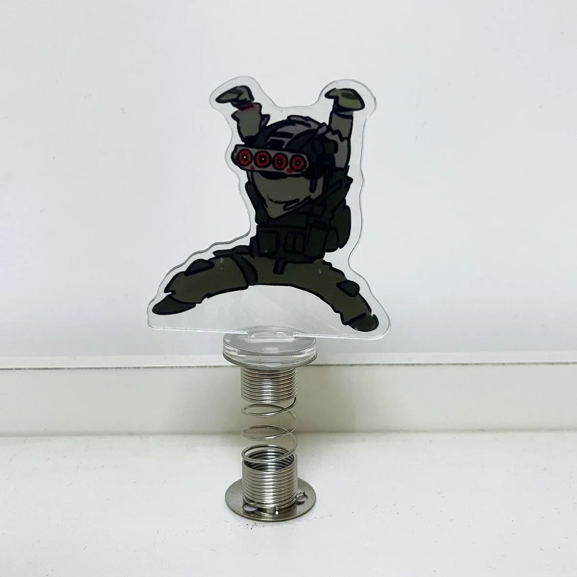 Товары для косплея Call of Duty Konig Yi, женский акриловый весенний качающийся музыкальный орнамент для рабочего стола, подарок на день рождения