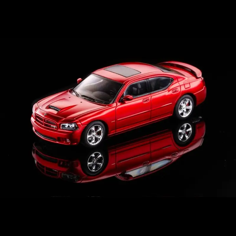 Rollin 1:64 Dodge warhorse Charger 08 SRT alloy die-casting car model, adult collectible,  simulation ornament, holiday gift.